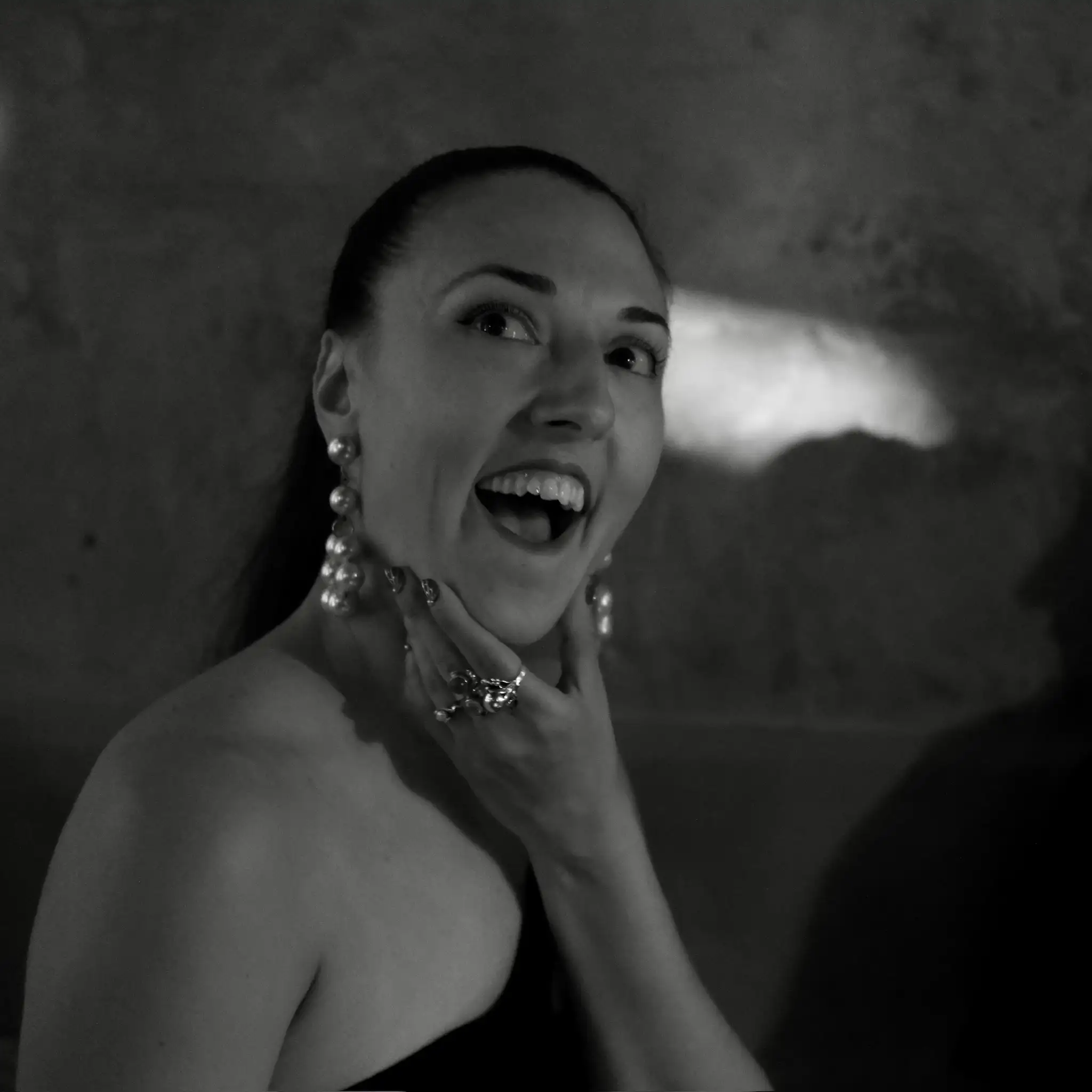 Photo Portrait--00014--56b4470c-1dfd-4b60-9330-40ca828f6bd7