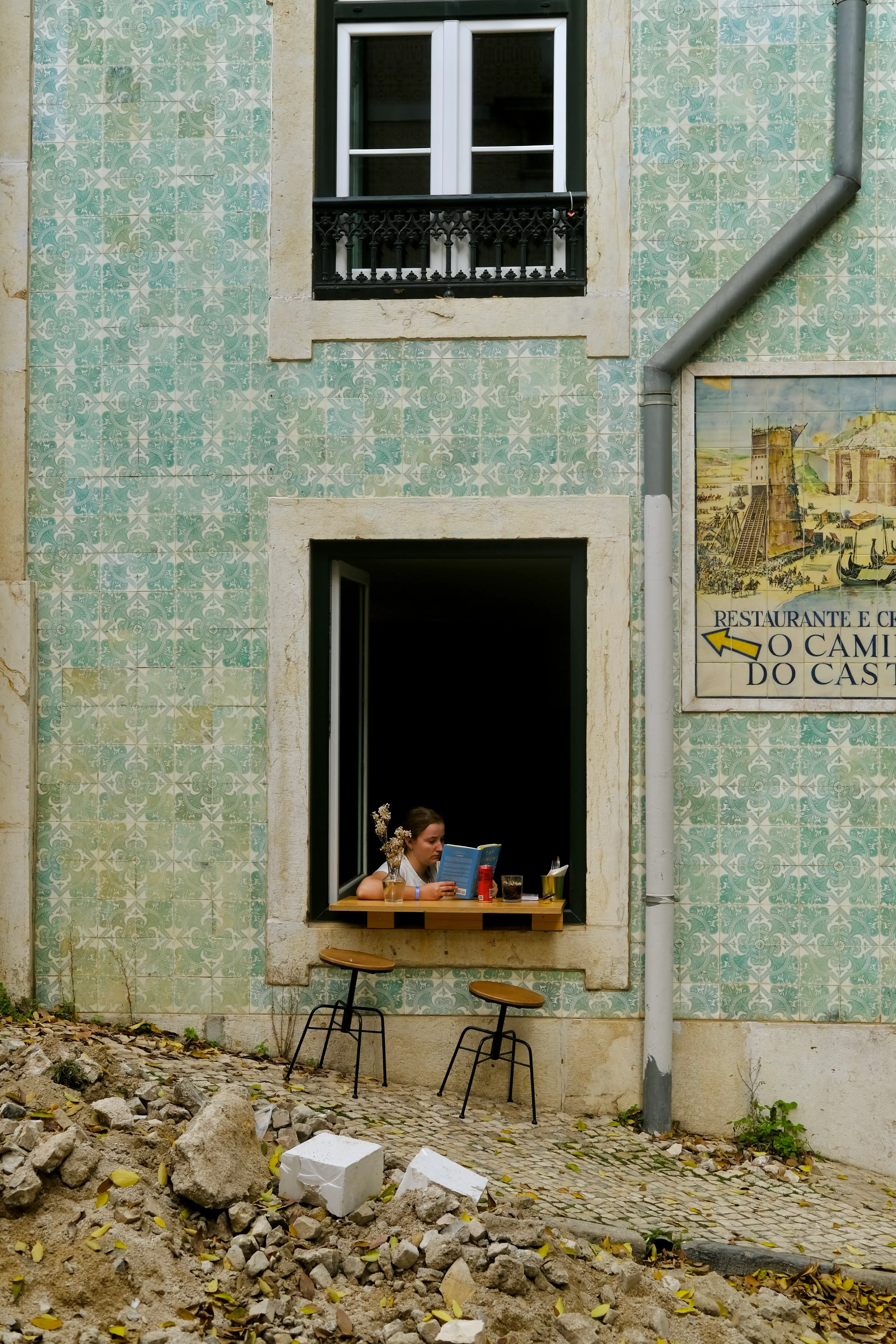 Photo Street--00015--942de4bb-7073-4414-843a-088a8b7b1b2c